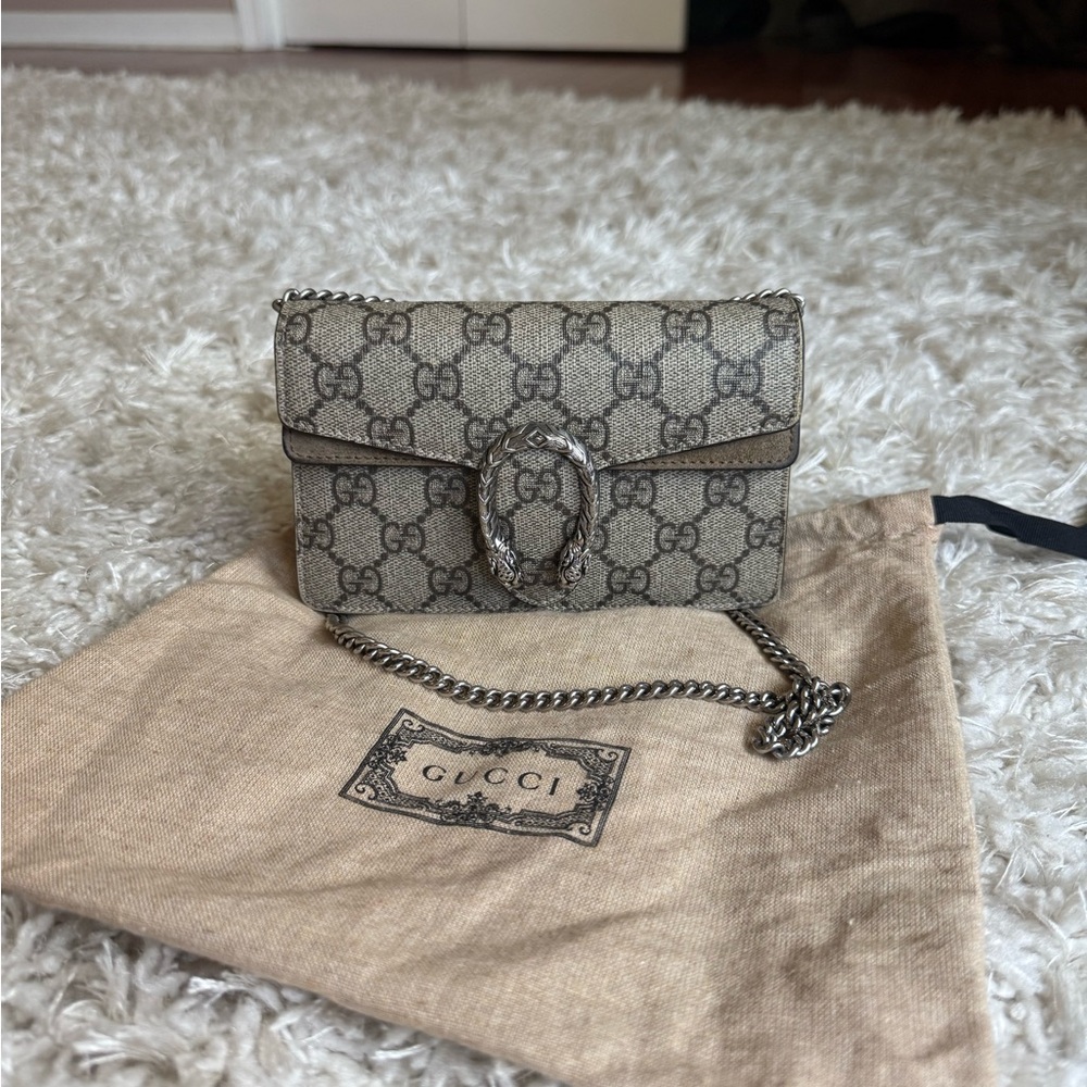 Gucci Shoulder Bag